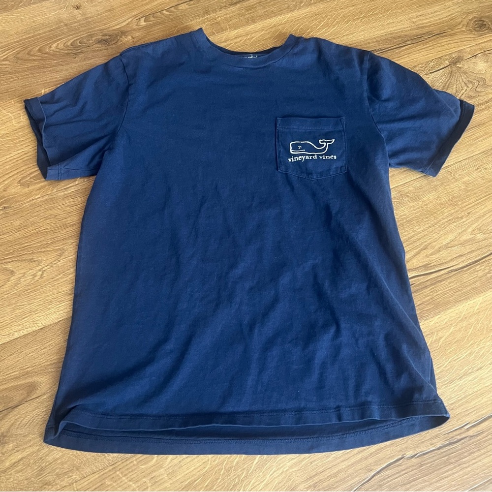 Vineyard Vines Vintage Whale Short-Sleeve Pocket Mens Tee